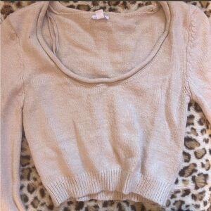 Women's Cream Scoop Neck Sweater